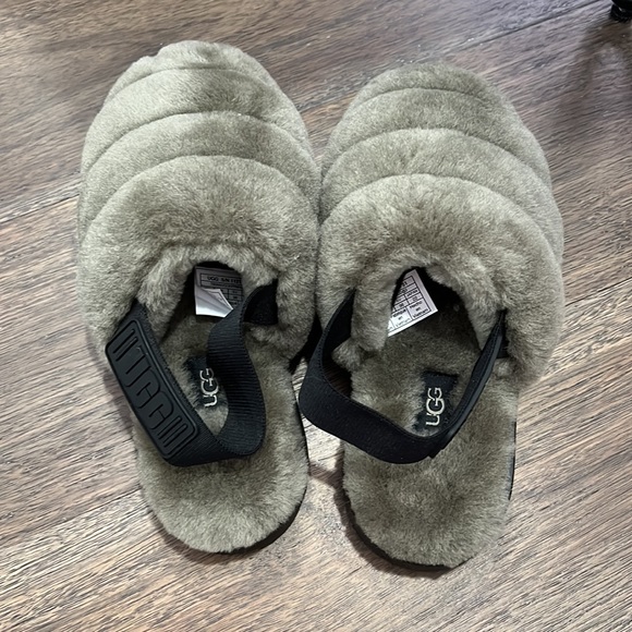 UGG Shoes New Ugg Super Fluff Slipper Size 5 Olive Green Poshmark